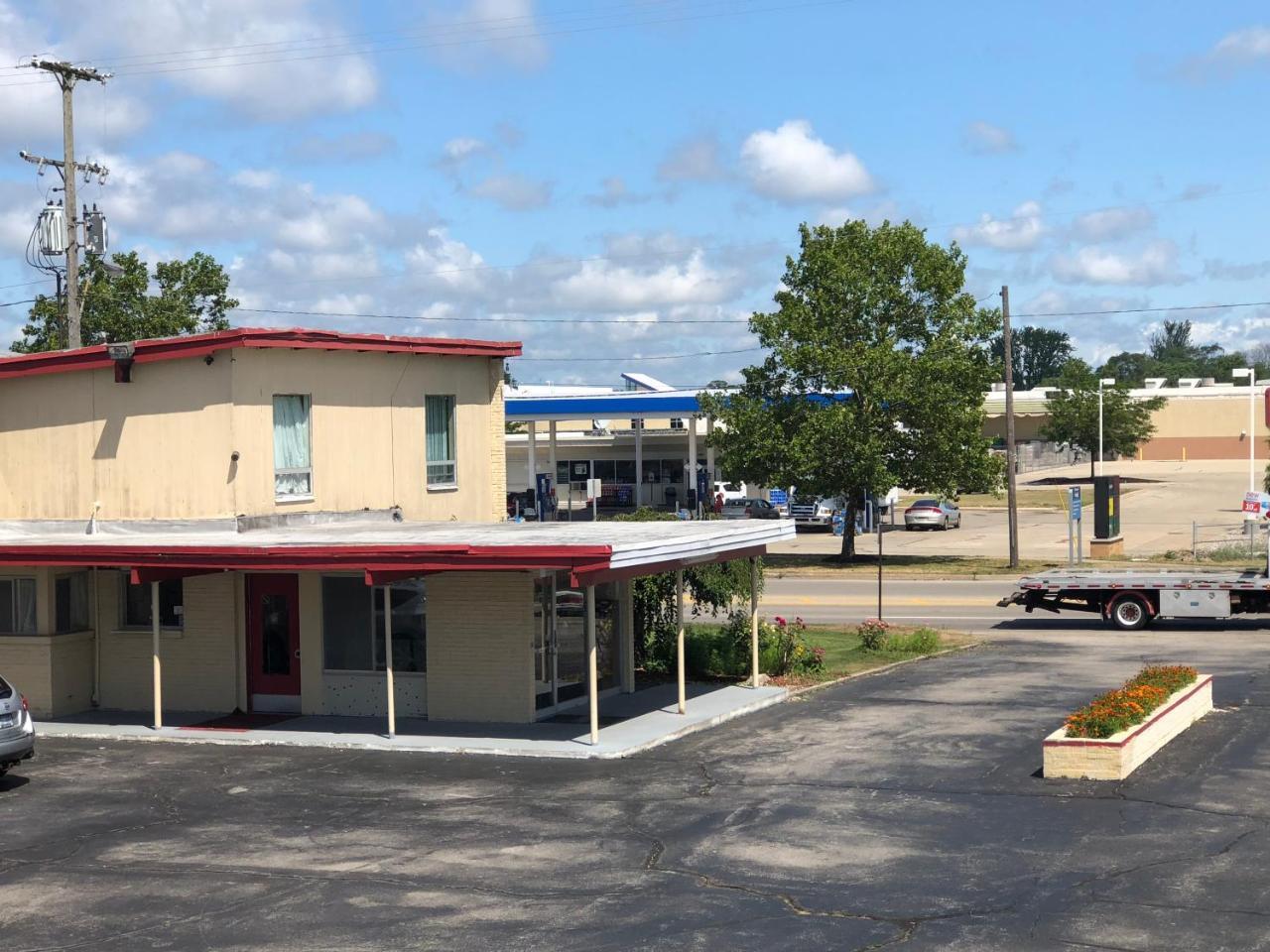 Seaway Motel Roosevelt Park Exterior foto